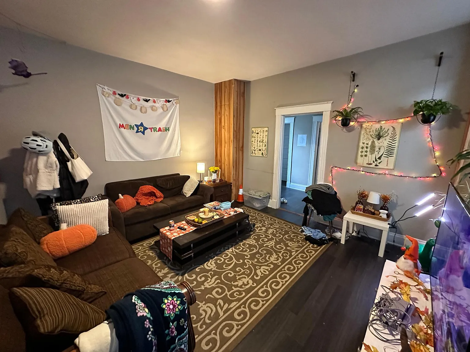 4 bed, $2,950 — Photo 4