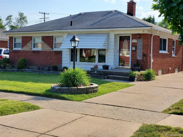 9327 Sioux, Redford, MI 48239