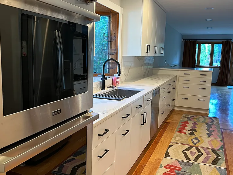 88 8th Ave NE — Photo 3