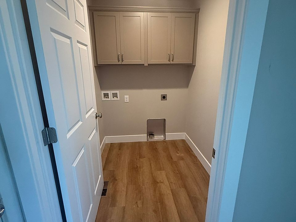 1st image of 3821 W Freeman St