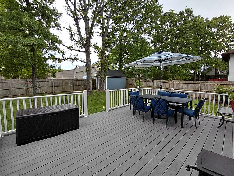 111 Shara Dr — Photo 16