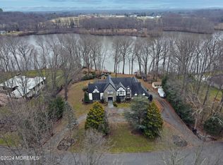 27 Beaver Dam Rd, Colts Neck, NJ 07722