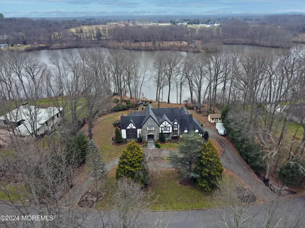 27 Beaver Dam Road, Colts Neck, NJ 07722