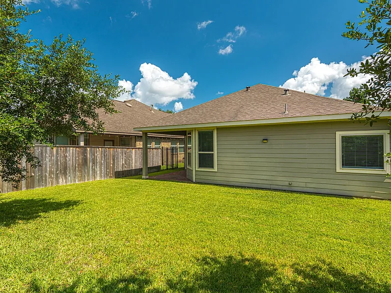 15 Butternut Grove Pl — Photo 30
