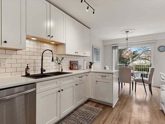 5th image of 46360 Valleyview Rd #38