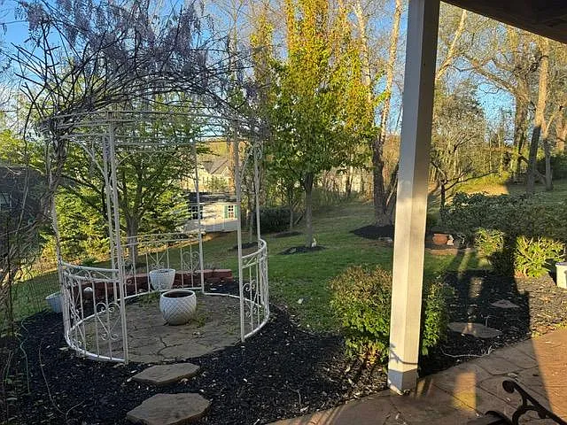 126 Fontana Ct — Photo 23