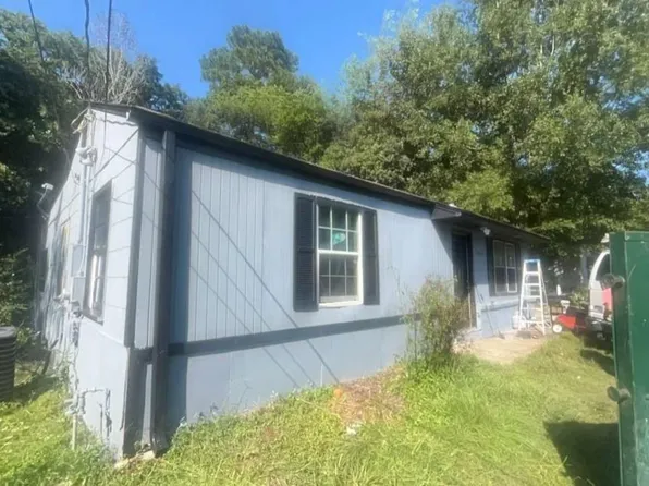3873 Andrews Dr, Macon, GA 31206
