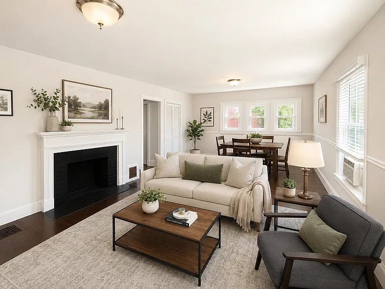 16 Braemore Rd #4 — Photo 2
