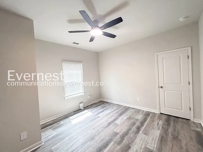7762 Plymouth Dr — Photo 16