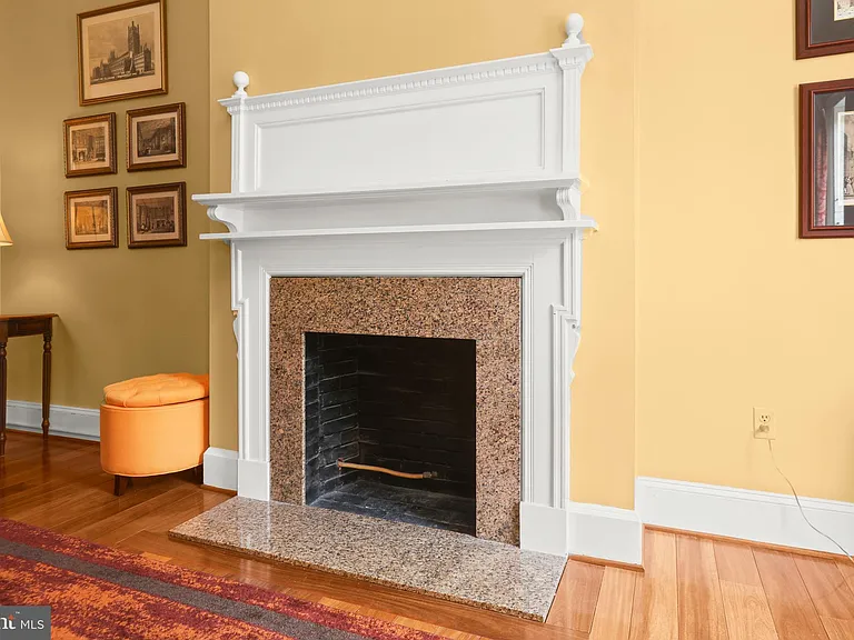 1007 N Calvert St — Photo 17
