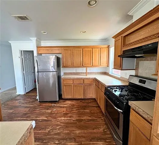1840 Mathis Ave — Photo 3