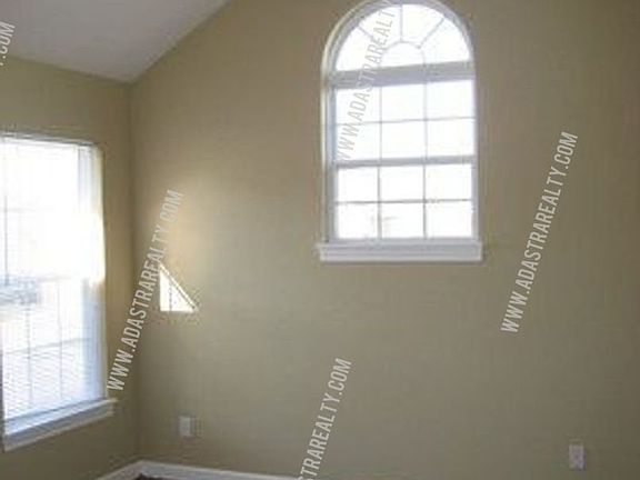 5th image of 13767 Post Oak Ln