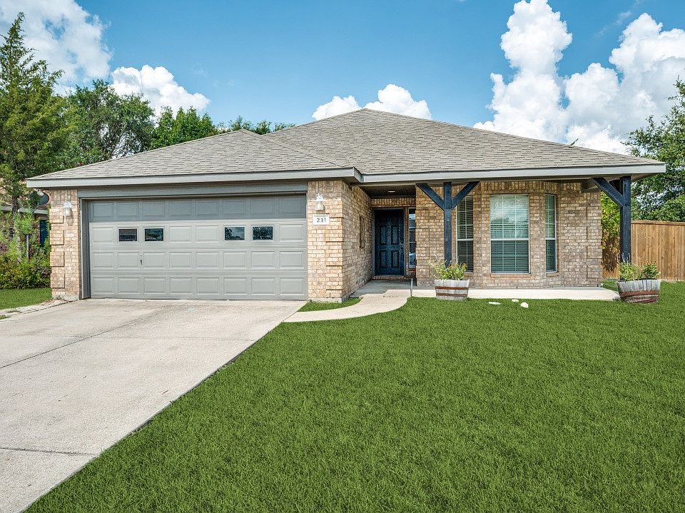 1st image of 211 Tolleson Dr