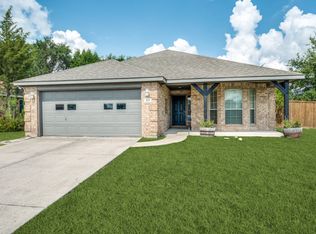 211 Tolleson Dr, Celina, TX 75009