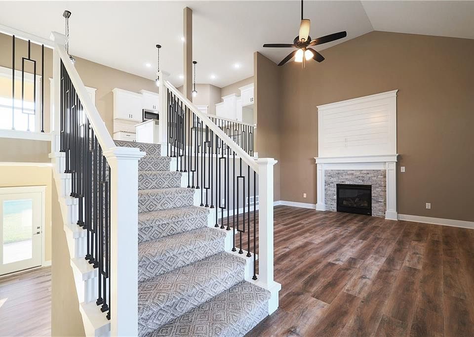 2364 NE Skopelos Ct, Blue Springs, MO 64014 Zillow