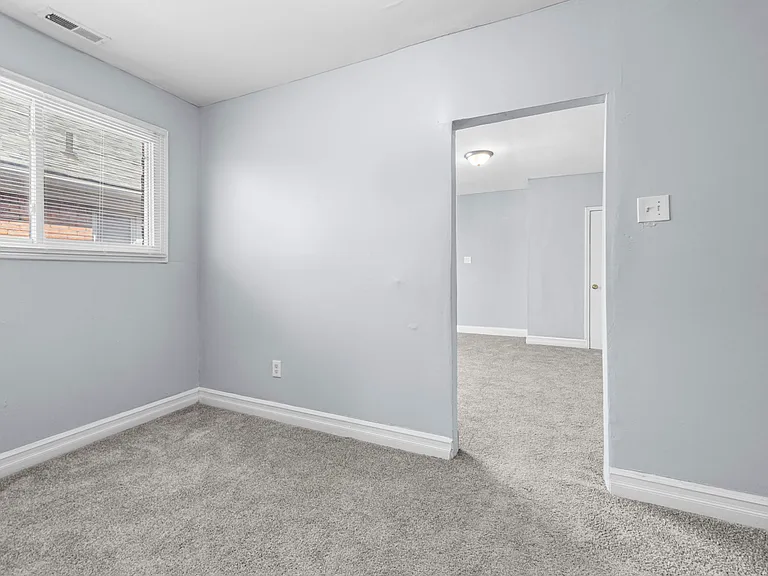3825 Waverly St #2 — Photo 16