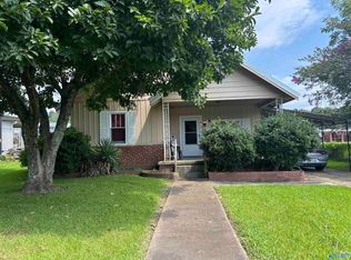 28 Mitchell St, Gadsden, AL 35904