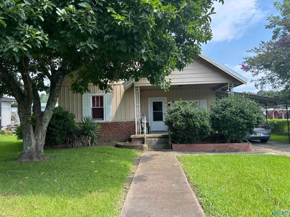28 Mitchell St, Gadsden, AL 35904