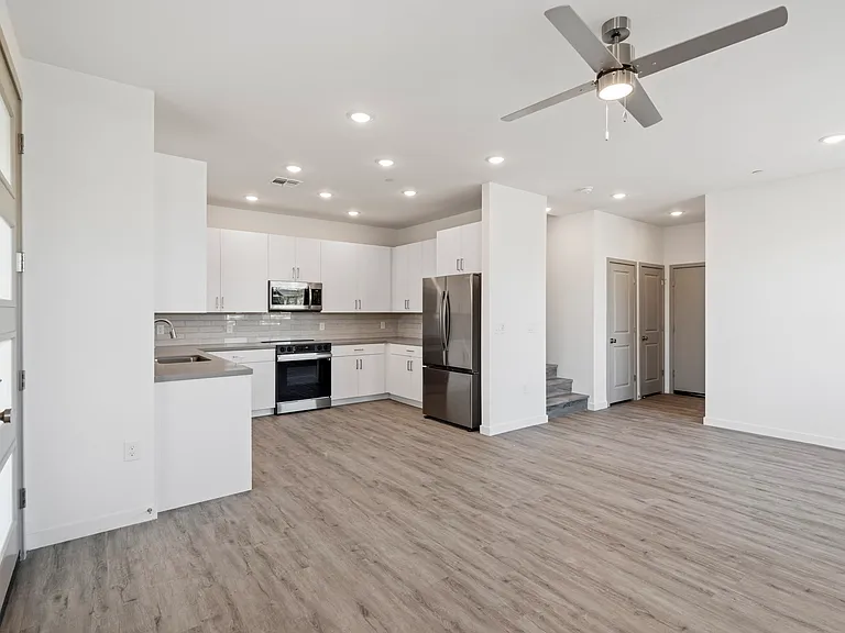 Agave Townhomes — Photo 88