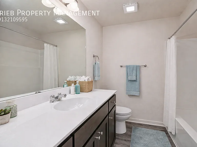 3211 N 103rd Pl #35 — Photo 20
