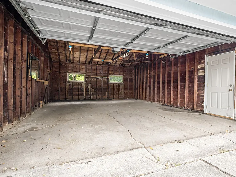 1711 Rose Pl — Photo 29
