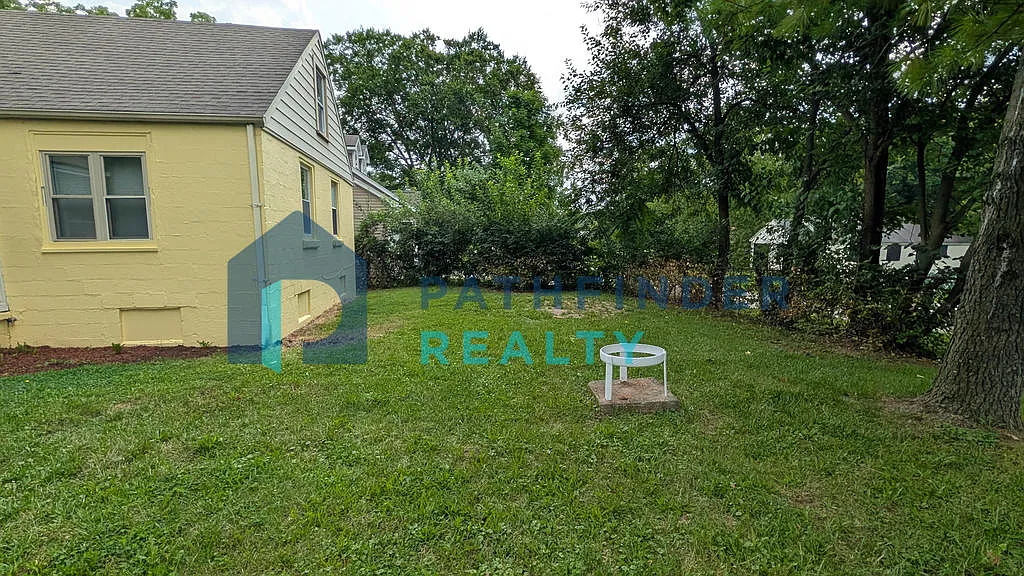 3561 — Photo 2