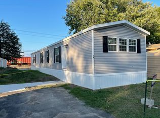 18 Erie Ln, Winona, MN 55987