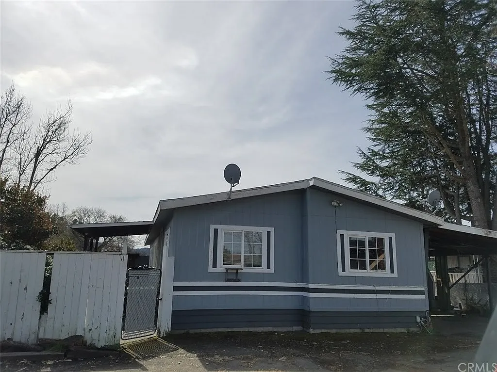 5131 Blue Ct photo 1