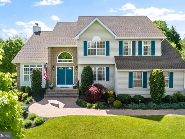 10 Tanager Ln, Robbinsville, NJ 08691