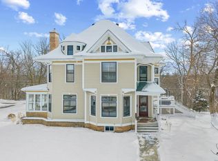 405 2nd Ave, Baraboo, WI 53913