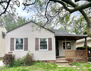 12703 Park Knoll Dr, Garfield Heights, OH, 44125