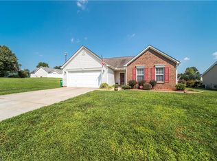 4685 Hanley Park Dr, Walkertown, NC 27051