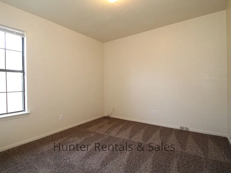 4705 Fawn Dr — Photo 24