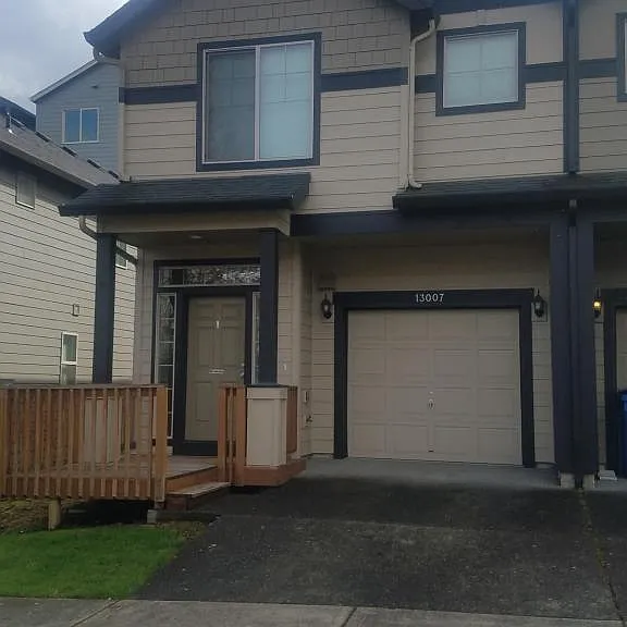 13007 NE 25th St — Photo 1