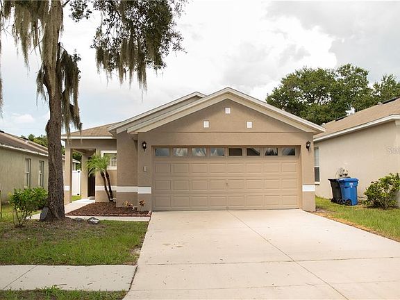 2nd image of 8409 Deer Chase Dr
