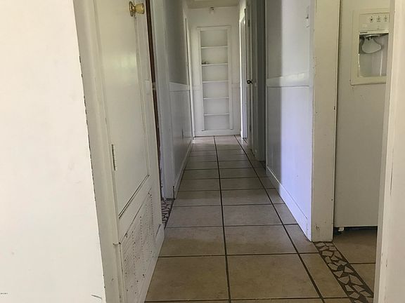 3rd image of 14131 Lavelle Dr