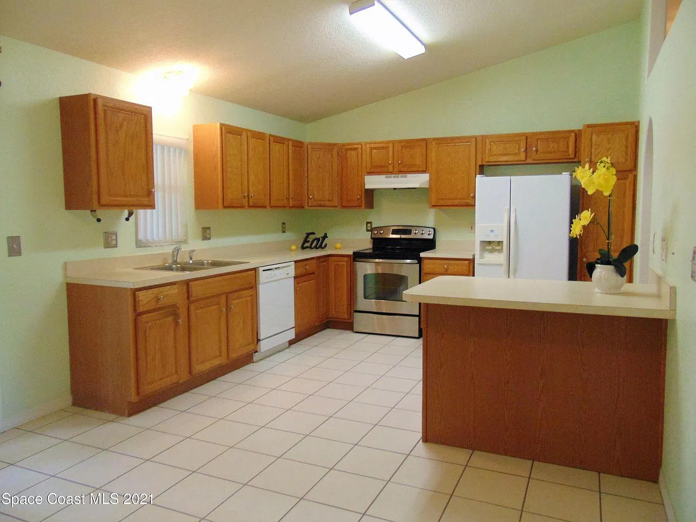 4 bed, 1464 sqft, $2,150 — Photo 3