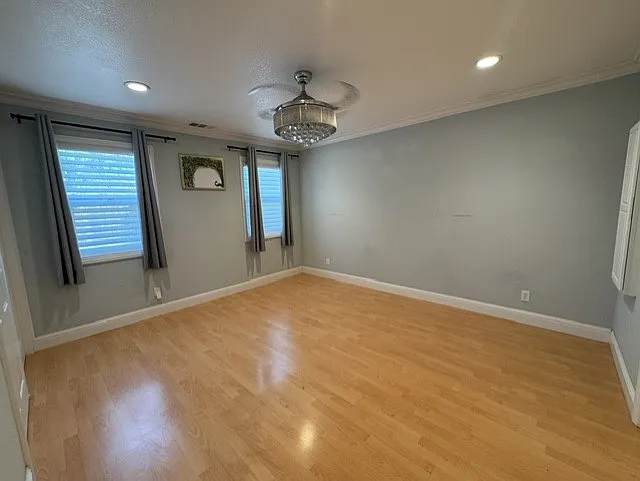 421 Ariel Dr — Photo 18
