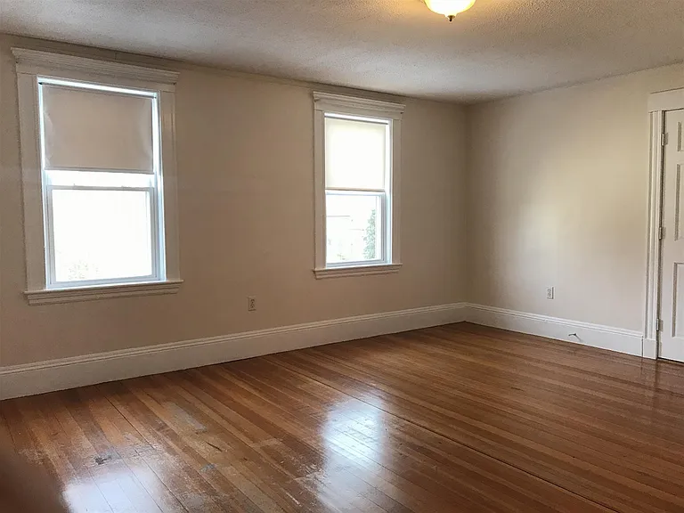 25 Lake St #2 — Photo 37