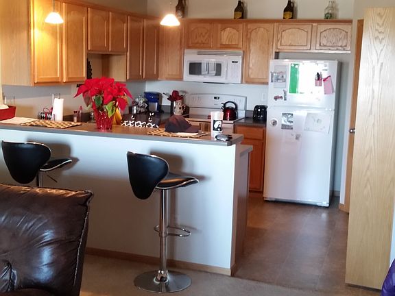 2nd image of 490 Washington Ave Unit 9