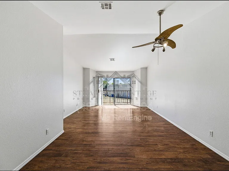 653 W Guadalupe Rd #2015 — Photo 5