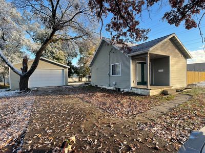 123 44th St SW, Wyoming, MI, 49548