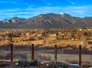 5 Calle De Valerio, Ranchos De Taos, NM 87557