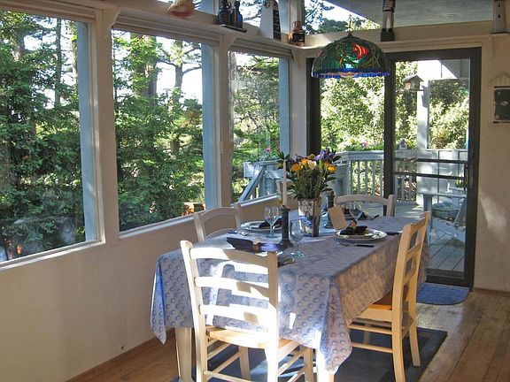 Sunny dining nook
