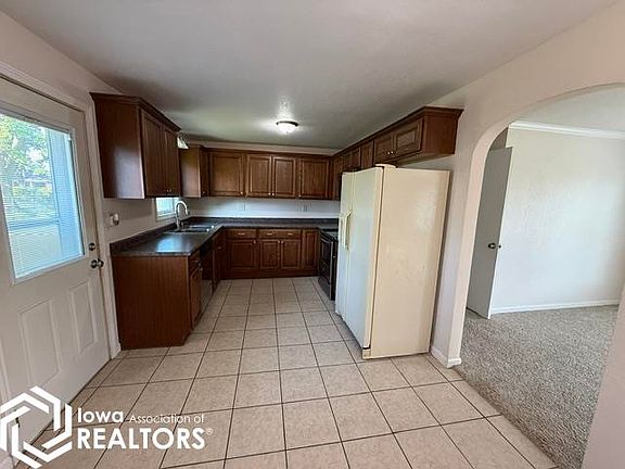 5th image of 705 S Harrison Pl