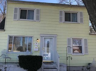 33923 Harroun St, Wayne, MI 48184