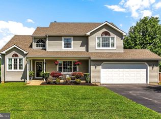 191 Hollow Rd, Stewartstown, PA 17363