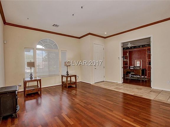5th image of 3200 Hill Valley St