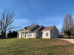 621 Hardison Church Rd, Byron, GA 31008