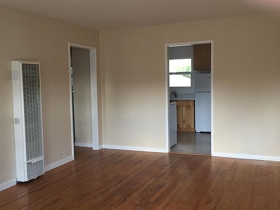 Spacious and bright living room